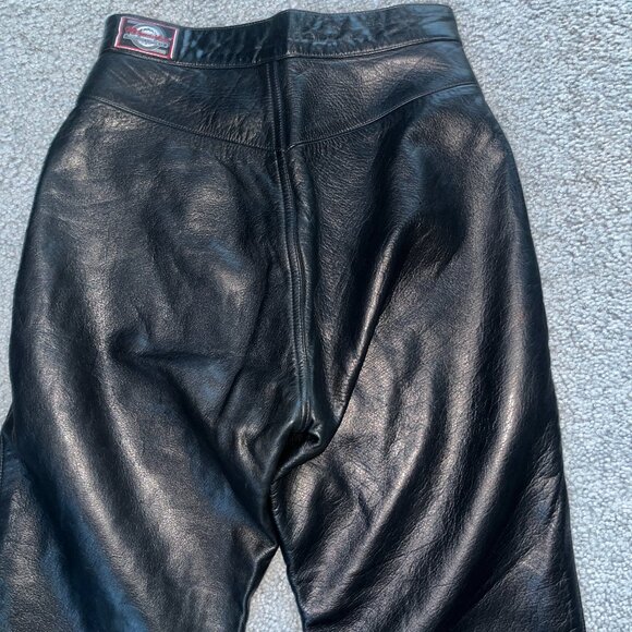 MILWAUKEE MOTORCYCLE CLOTHING CO. BLACK HEAVY LEATHER MOTO PANTS EUC 6 / W25L31 - Picture 5 of 13